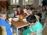 Halloween v jídelně školy [nové okno]